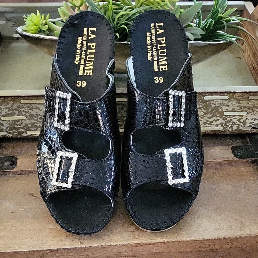 La Plume Black Sandals with Buckle Detail. Size 39 - Picture 2 of 5